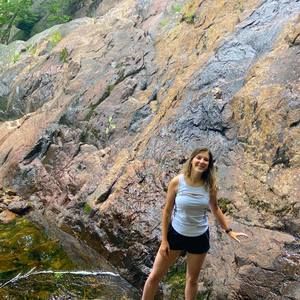 Meet your Posher, Maia